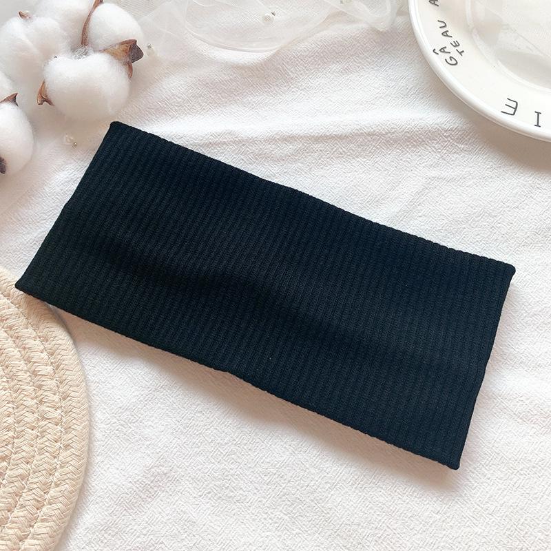 Trendy European-American Knit Sports Headband for Women – Versatile, Sweat-Absorbent, and Stylish for Running