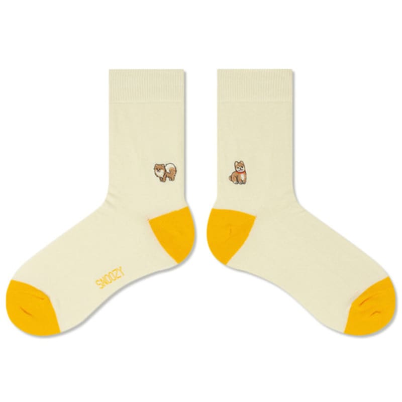 

SNOOZY Pomeranian Puppy Embroidered Socks (Ivory Yellow) FREE
