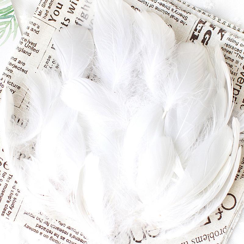 Natural colored goose feathers for home decor, decorative crafts, and feather accessories for wind catchers, 100 pieces