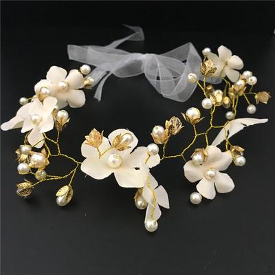 Splendido cerchietto per capelli con perle floreali di cristallo e nastro per costume