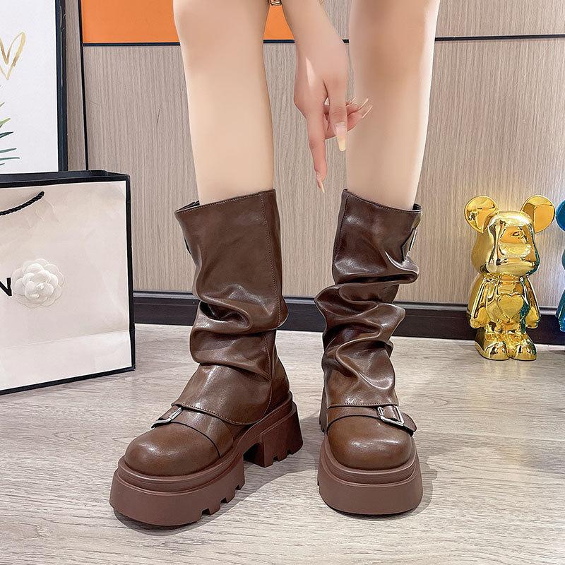 Dicksohlige erhöhende Martin-Stiefel Damen verrückter britischer Stil neue Herbst-Retro-Maillard-Mittelstiefel