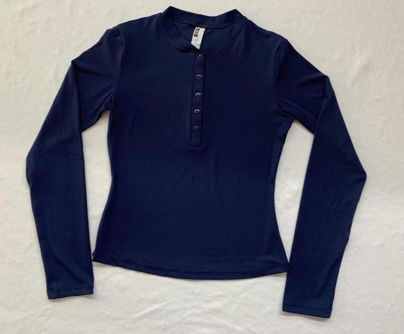 

Women s Slim Fit Henley Button-Up Long Sleeve Yoga Top: American Style Fitness & Running Apparel. XXL