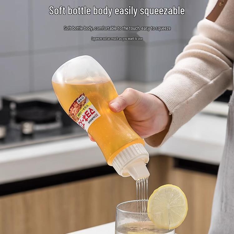 Potravinářská víceotvorová stlačovací láhev na kečup, salátovou zálivku a džem