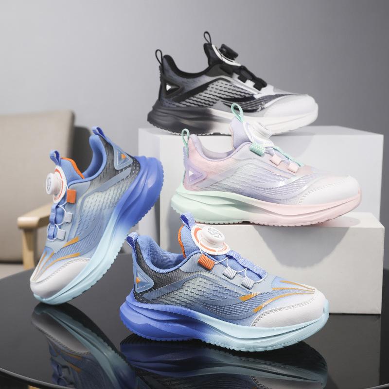 Boys mesh breathable sneakers 2025 rotating dunk sneakers spring and autumn middle age children lightweight girls running shoes