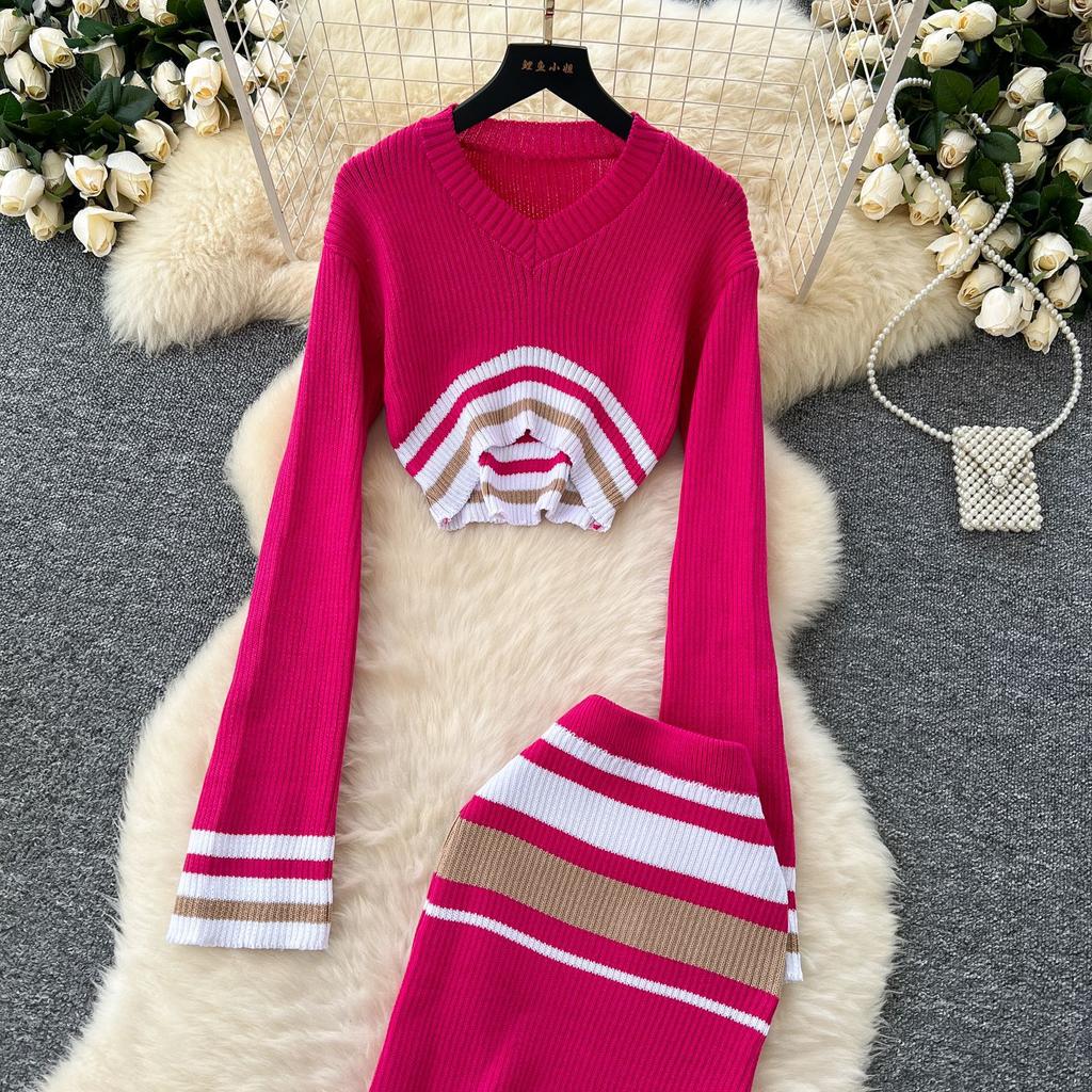 Colorblocking Short V-neck Knit Top Women's High Waist Tight Hip Half Skirt Sweater Suit