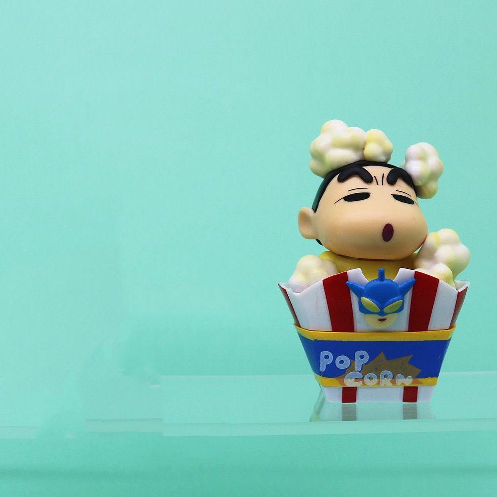Crayon Shin-chan Blind Box Figures: Snack Time, Dessert, and Cosplay Series - Trendy Toy Ornaments and Gifts.