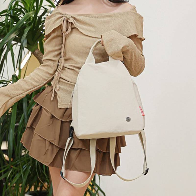 Nylon Minimalist Backpack For Daily Commuting With Breathable Design And Inner Pouch