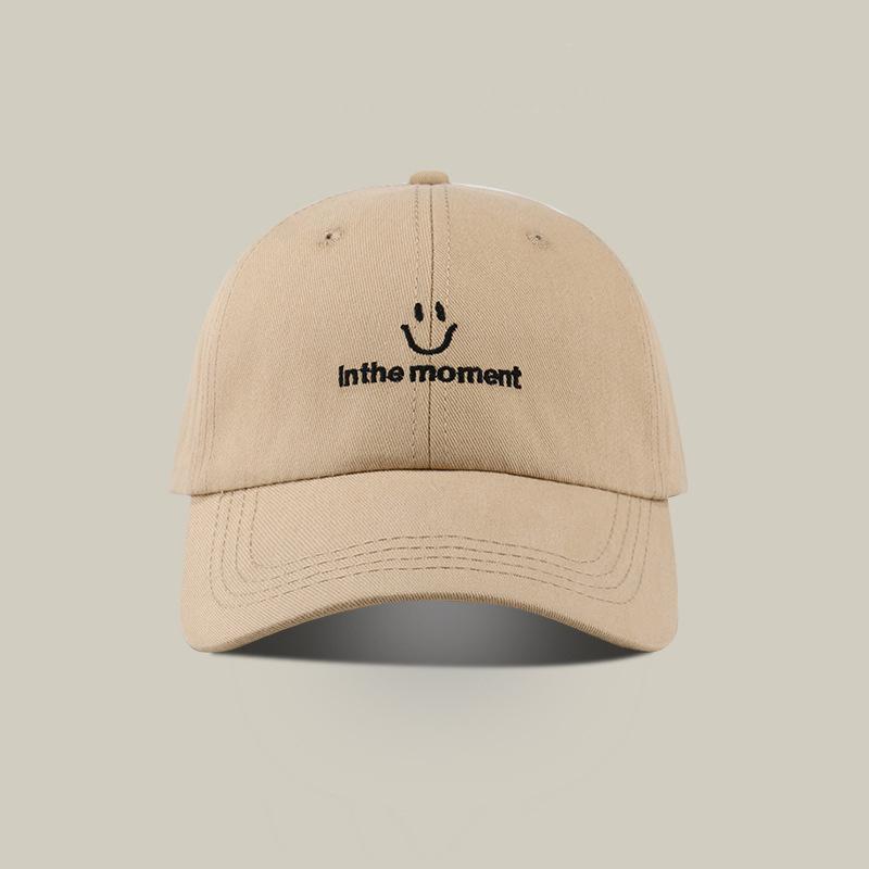 Spring and Summer New Smiley Face Embroidered Baseball Cap Female Simple Face Small Visor Student Versatile Cap Male