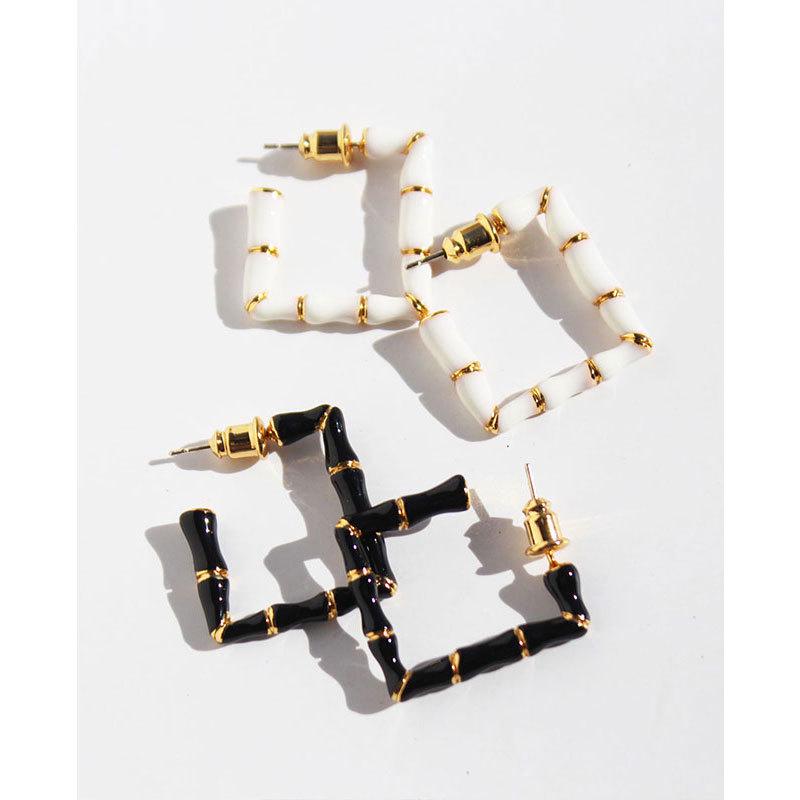 

Black & White Enamel Bamboo Hoop Earrings 198 чёрный