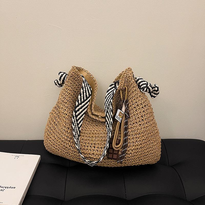 Large Capacity Straw Woven Bag Women's Summer New Vacation Woven Bag Lazy Wind Shoulder Commuter Tote Bag