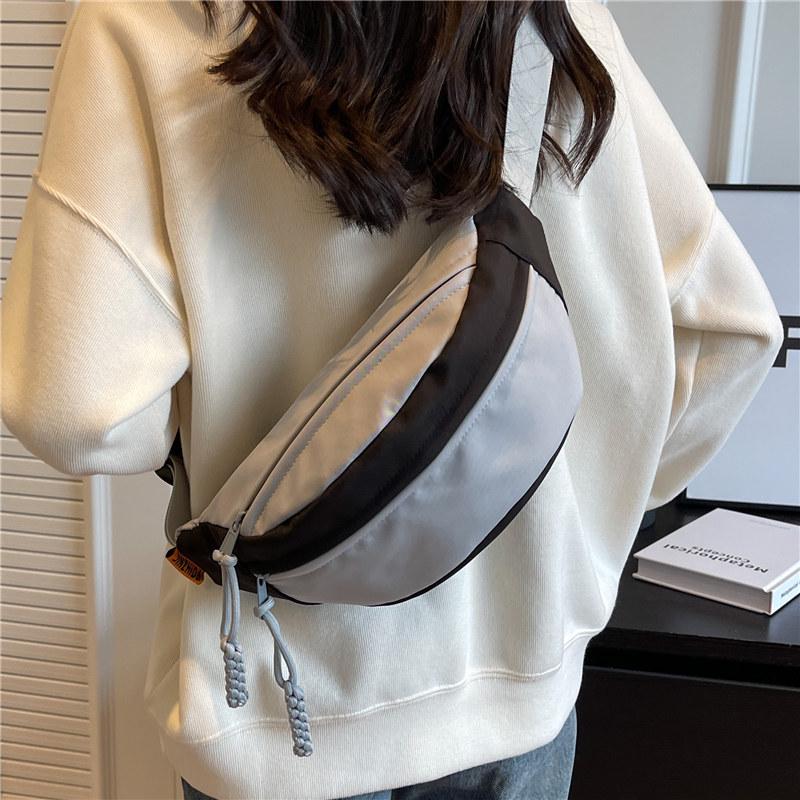 Japanische Messenger Bag in Kontrastfarbe für Damen – Vielseitige Hüfttasche für Studenten, Sport und Freizeit