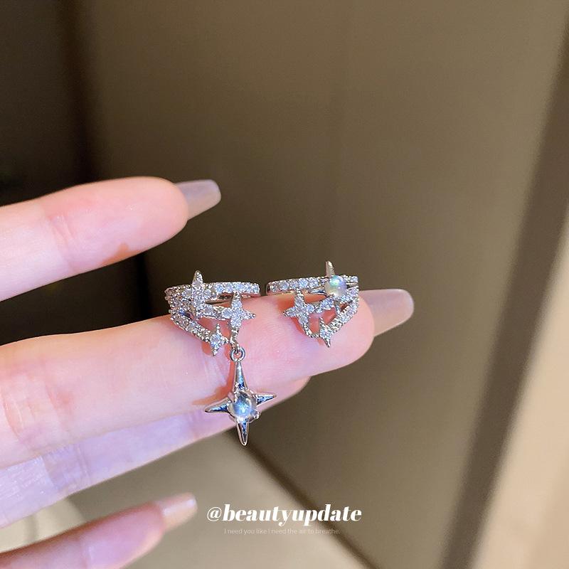 

Clip On Earrings For Women Minimalist Cz Inlaid Earrings Asymmetric Pentagram Clip On Earrings Asymmetric For Holiday Parties срібний