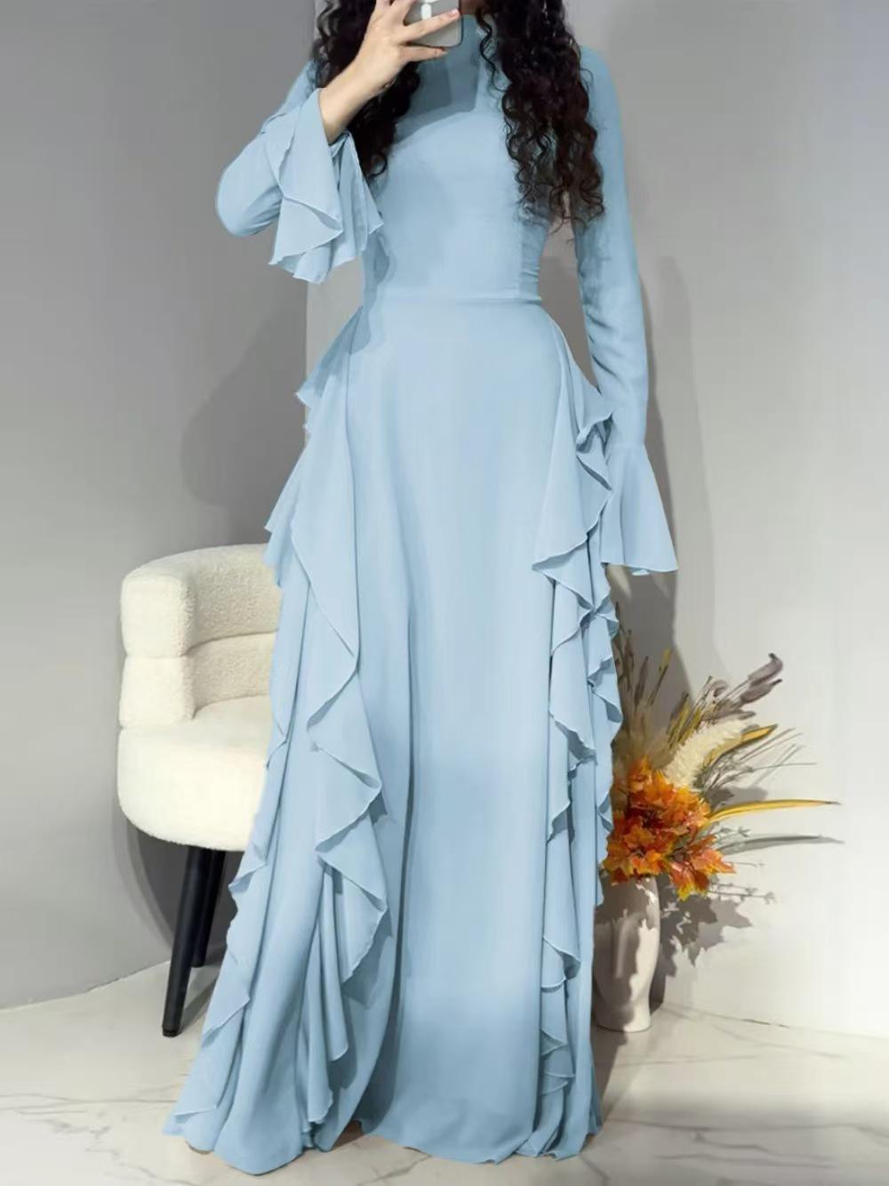 

Elegant High-Waisted Bell Sleeve Maxi Dress 2025 XXL небо синє кольору