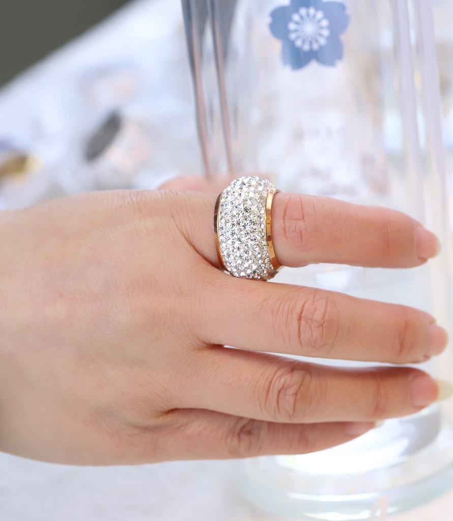 Χονδρική γυαλιστερά δαχτυλίδια δαχτυλιδιών από στρας για γυναικεία πολυτελή παράγραφο Κρυστάλλινο Δαχτυλίδι κοσμήματος σε χρυσό χρώμα