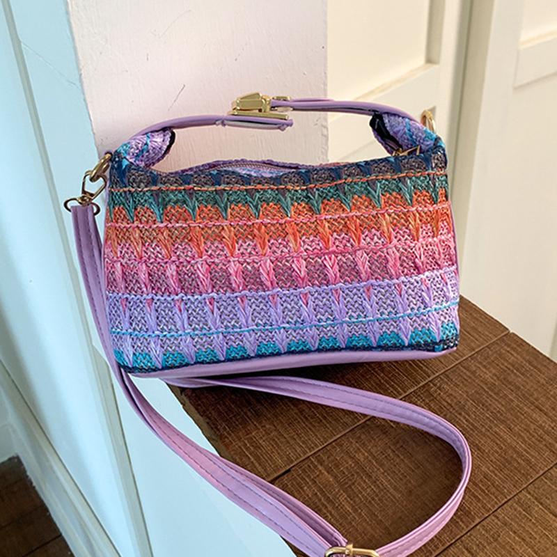 

Yogodlns Fashion Ethnic Style Weave Handbag Trendy Leisure Straw Crossbody Bag Square PU Leather Women Shoulder Bag Beach 22x9x11cm