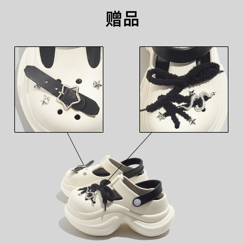 

Seasonal thick soles increase height with two hole shoes, butterfly pearl chain beach sandals. 40