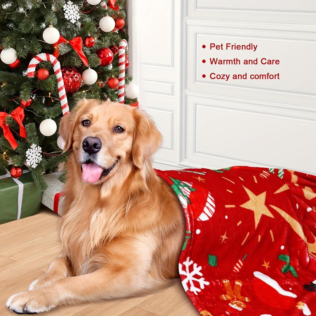 Red Merry Christmas Tree Flannel Throw Blanket, Santa Snowman Gift Print Soft Cozy Blanket for Sofa Bed Winter Xmas Home Decor Gift