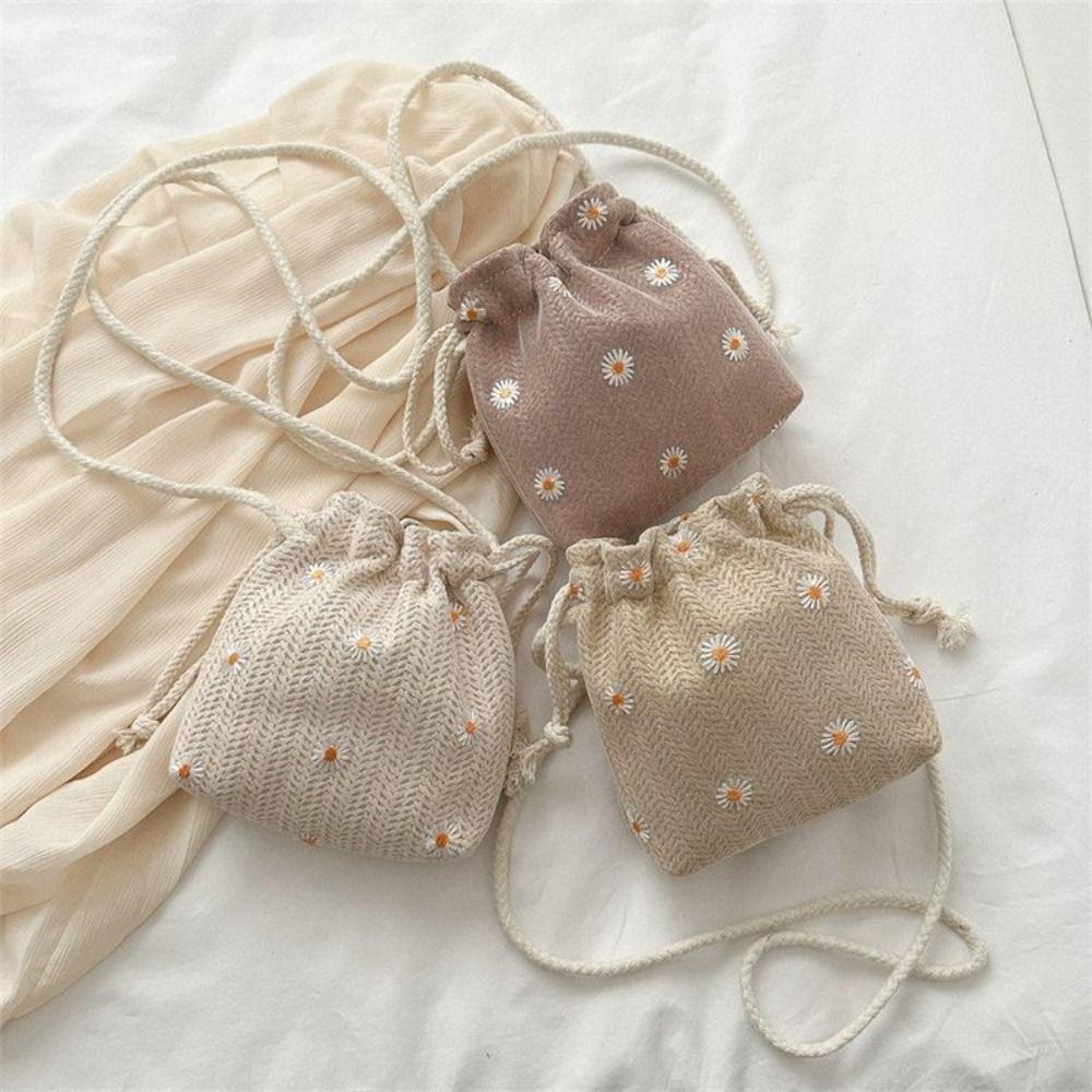 

Daisy Straw Bucket Bag Rattan Small Messenger Bag Trendy Summer Shoulder Bag Lady