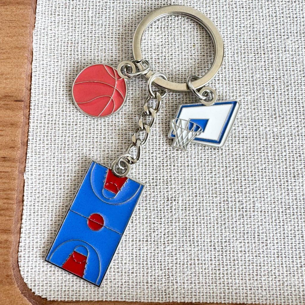 Creative Metal Sports Keychain Set: Ping Pong, Football, Badminton, Basketball Pendant