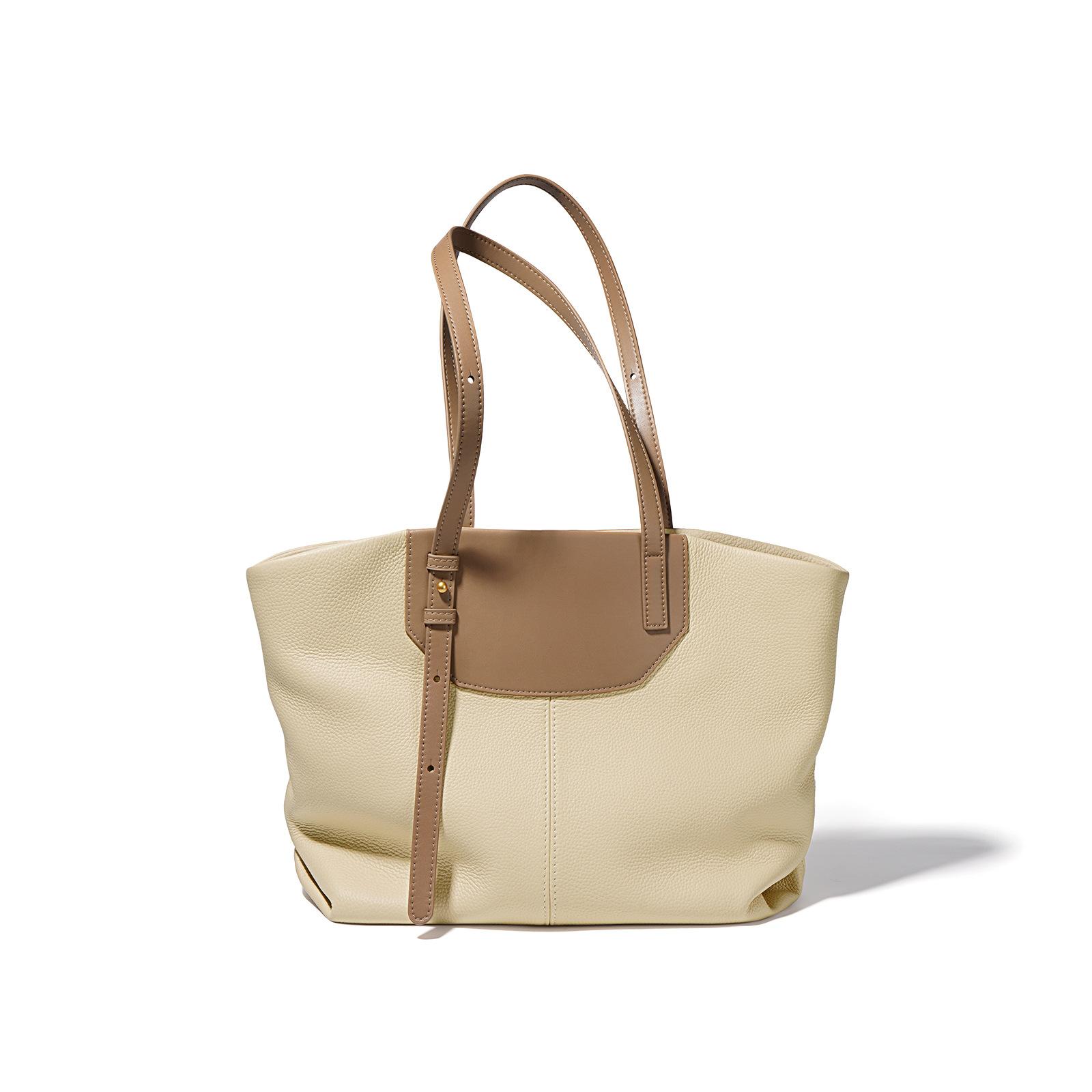 

Женские кожаные сумки большой вместимости, новые портативные сумки подмышку, нишевые дизайнерские сумки на плечо для поездок на работу