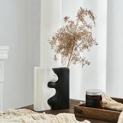Art Idea Vase Modern Style Home Decor Ceramic Crafts Aesthetic Interior Desk Ornaments Office Decorations Table Accessories