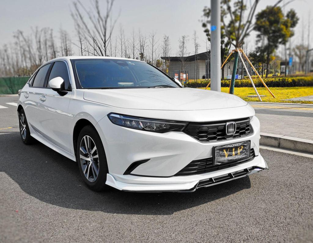 Honda Integra/Civic Front Lip, Rear Spoiler, Side Skirts, Rear Lip, Louvers, and Exhaust Tips Body Kit