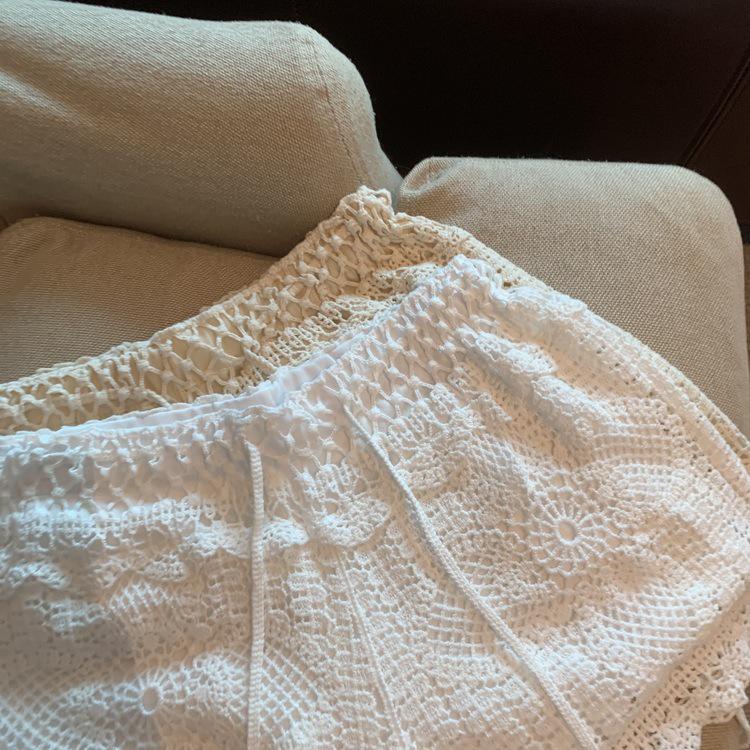 Women's Lace Hollow-Out A-Line High Waist Wide-Leg Three-Quarter Sports Shorts - Summer Anti-Exposure Style