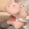 Urocza poduszka zwierzęca leżąca na brzuchu, miękka, uroczy pies Shiba Inu, różowa świnka, pluszowa zabawka, lalka, dziewczynka przytulająca śpiącego królika