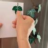 1 Set Climbing Ivy Refrigerator Magnet with Articulating Stems 3D Butterfly Simulated Vine Leaf Plants Fridge Magnet Kitchen Locker Decoration