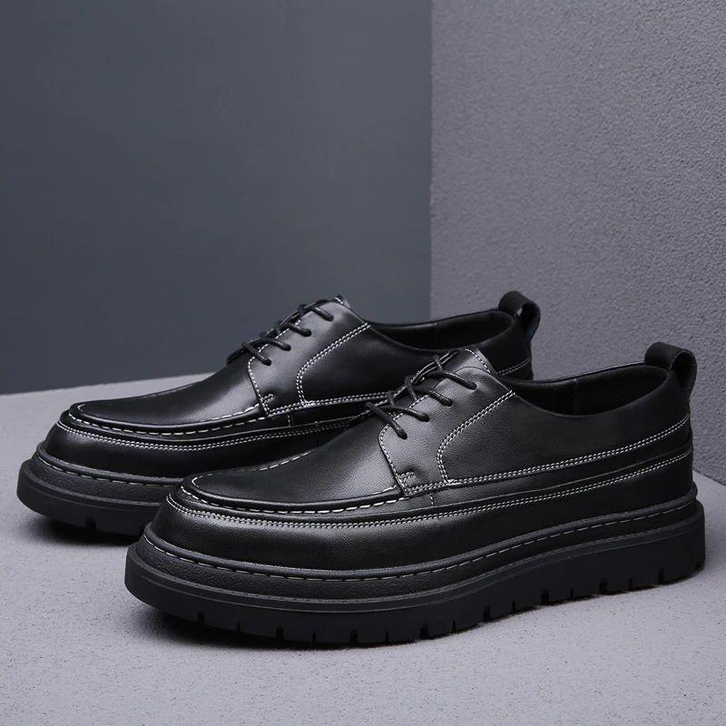 2025 Höst Herr Koreansk Stil Läderskor - Mångsidiga, Trendiga, Tjocksulade Brittiska Casual Sneakers