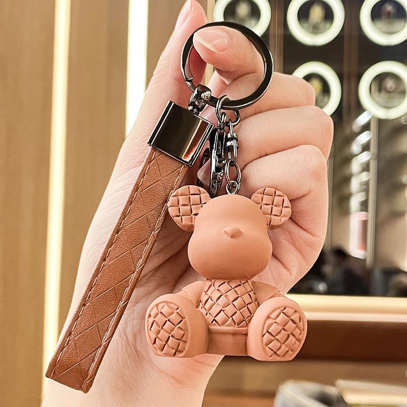 

Очаровательный брелок-подвеска с мультяшным мишкой из бамбукового плетения Single OPP Bag Packaging