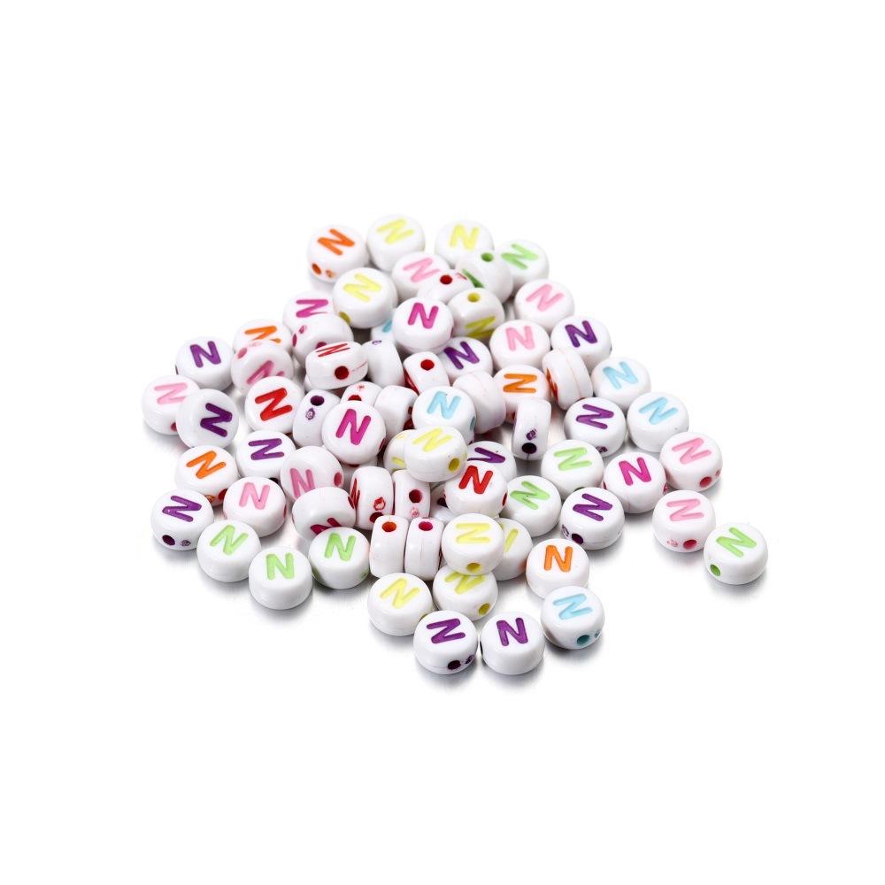 Color Letter Beads On White Background Acrylic English Letter Beads Plastic Round Bracelet Beads 26 Single Letter D