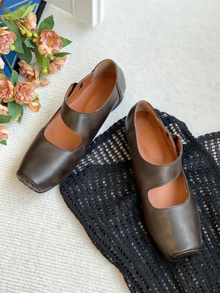 Retro flat-soled grandma single shoes women's shoes summer 2025 new Korean version versatile soft-soled thick-heeled ballet shoes