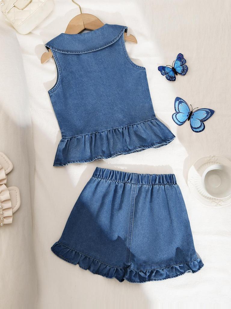 Cute and Sweet Two-piece Set for Little Girls: a Denim Vest Top Featuring a 3D Bow and Ruffled Hem, Paired with Stylish Denim Ruffled Shorts.