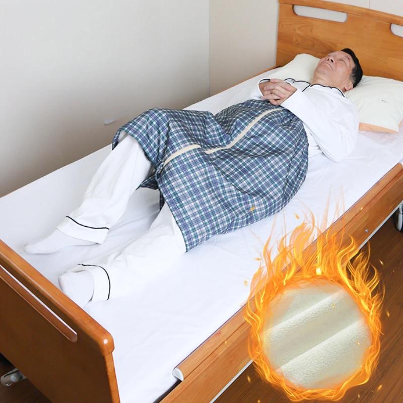 Pieaugušo autiņbiksīšu svārki Vecāka gadagājuma cilvēku