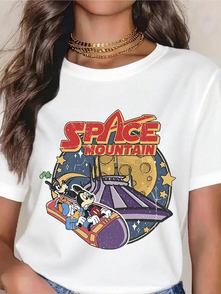 Spice Mountain Mouse Space T Shirt Santa Hat Unisex S