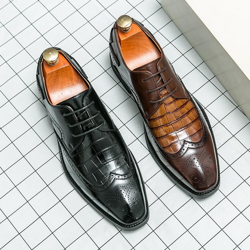 Dress Business Leather Shoes Men's New Brock Casual Shoes Large Size Pointed Leather Shoes Groom Wedding Shoes