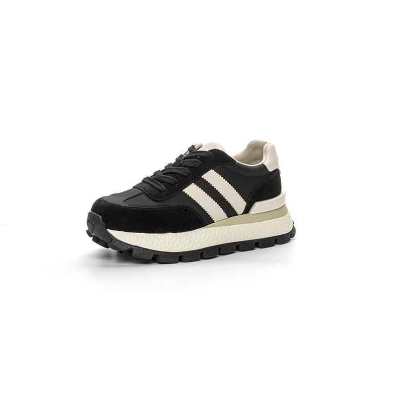 2025 spring and autumn new little white shoes retro sports shoes Internet celebrity casual women's shoes versatile thick soles inner heightening dad s