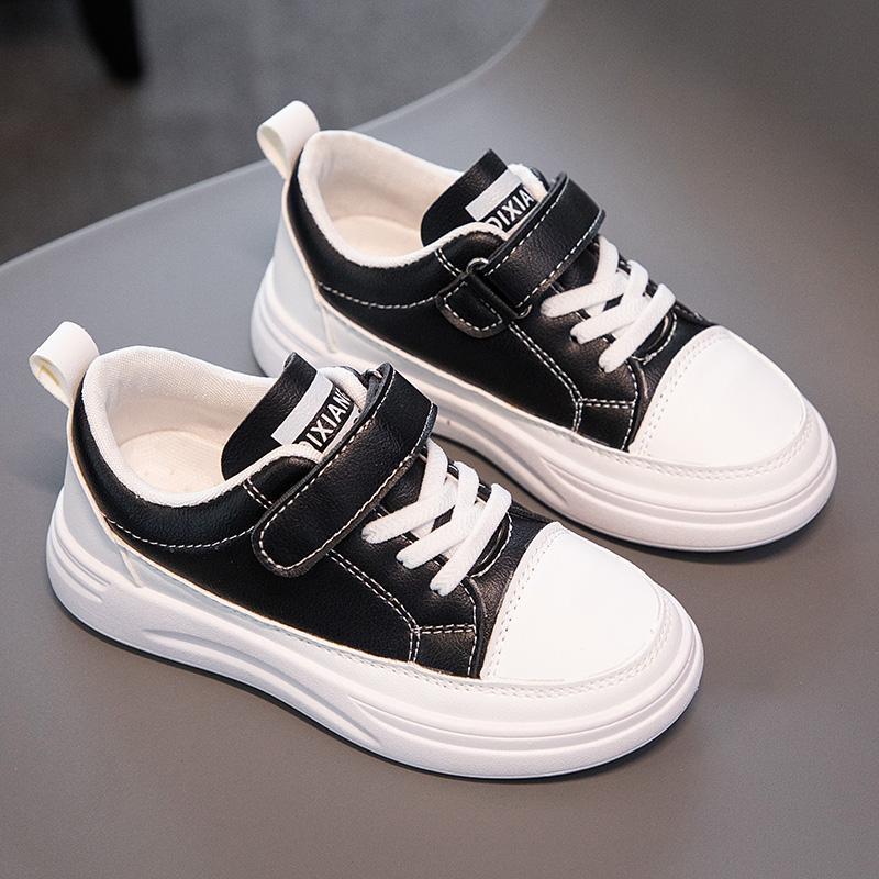 Детская минималистичная и модная низкая обувь на липучке для спорта и отдыха. Маленькие — фото 18