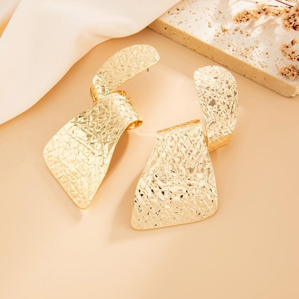Geometric Twisted Pendant Earring Irregular Ear Ring New Big Drop Earrings  Women Jewelry Accessory