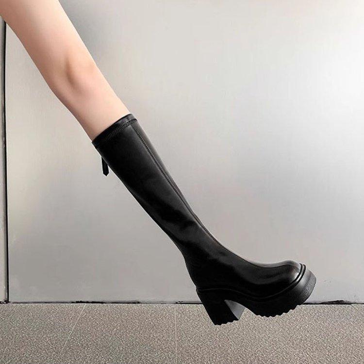 Weißstiefel mit hohen Absätzen für Damen Herbst 2025 neue Modelle, aber kniehohe Stiefel, kleine Stiefel mit dicker Sohle, Stiefel mit Innenkeil