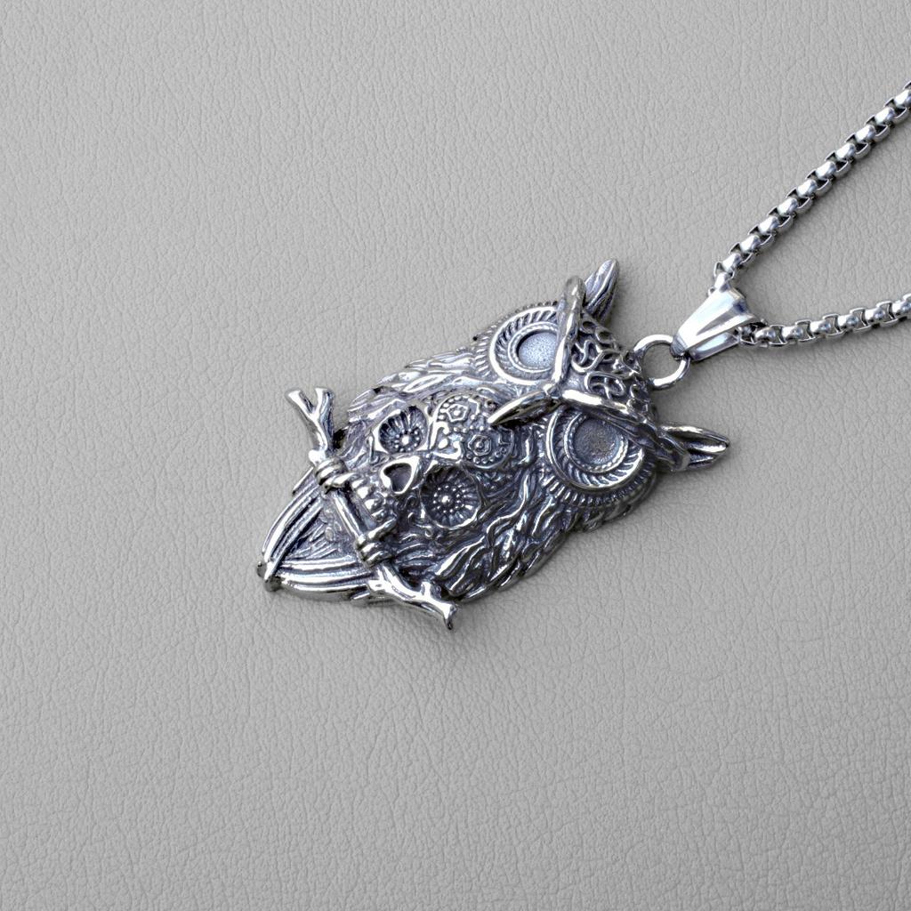 Collier Crâne de Hibou Style Sombre, Pendentif de Tenue Artistique Rétro de Niche, Un Cadeau pour Mon Petit Ami