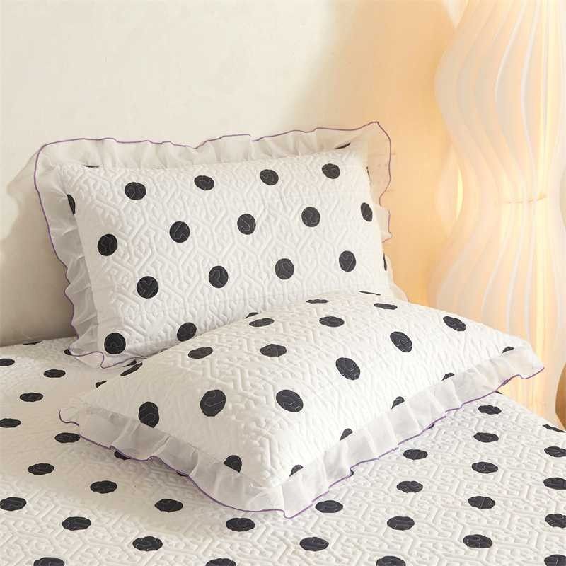 New Cotton Padded and Brushed Pillowcase with A Pair of 48cmx74cm Ruffled Edges and Thickened Four Season Pillowcases