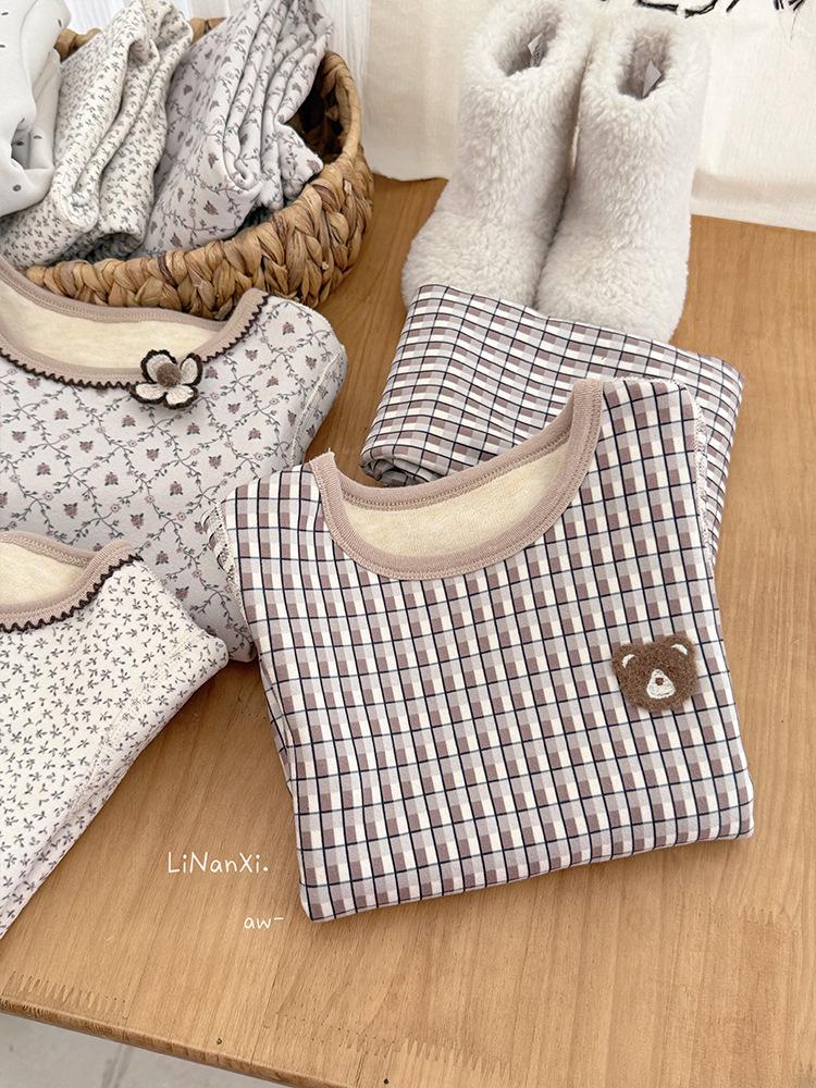 Girls' 2025 Winter Pajama Set: Korean-Style Floral, Fleece-Lined, Comfortable Home Wear