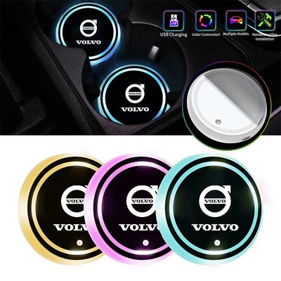 2 Stück LED Leuchtender Auto-Getränkehalter mit Ladefunktion 7 Farben USB-Aufladung Für V40 V60 V90 XC40 XC60 XC90 S60 S90 Zubehör