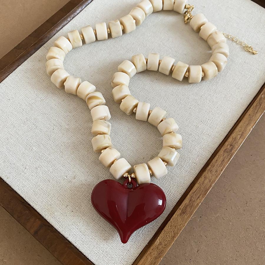 Colorful Summer Acrylic Bead Necklace – Simple, Fashionable, High-End Clavicle Jewelry