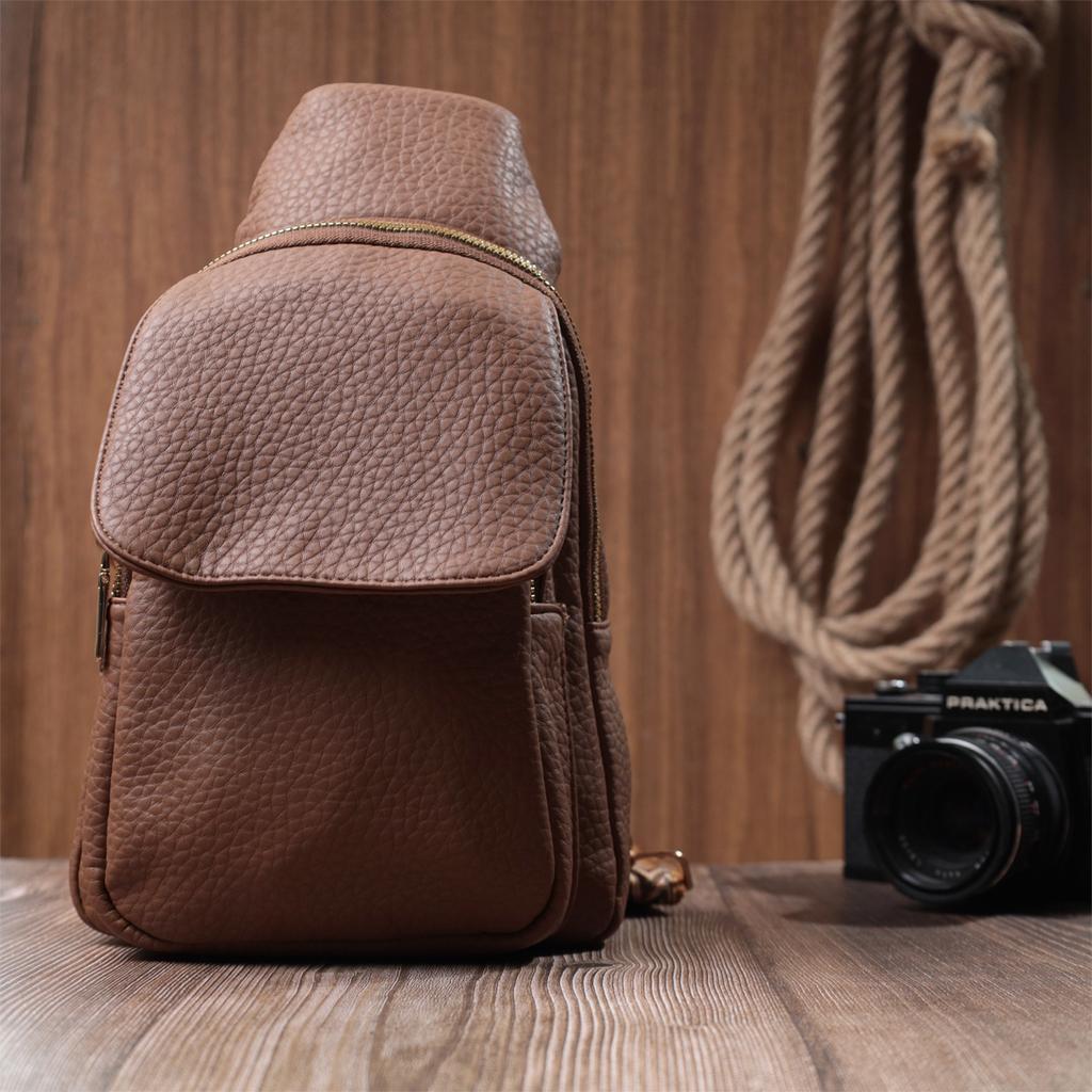 Praktische Damen-Umhängetasche mit einem Schultergurt aus grobnarbigem Ökoleder VINTAGE Bag 22764 Braun