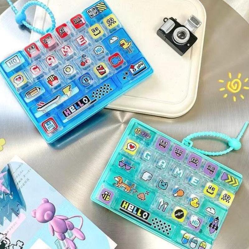 Mini Keyboard Fidget Clicker Keychain Mini Mechanical Button Stress Relief Toy for ADHD Autism Sensory Needs