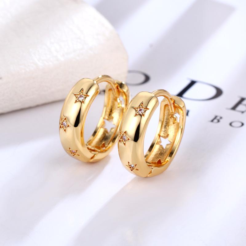 

Трендовые европейские и американские серьги-пусеты со звездой и серьги-каффы