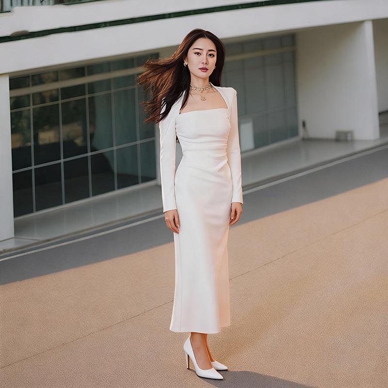 Women's White French Square Neck Slim-Fit Long-Sleeve Dress for Autumn/Winter Events